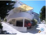 Apartmaji Captain`s house - Rogoznica Hrvaka