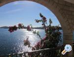 Apartmaji Dane - Rogoznica Hrvaka