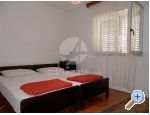 Apartmaji Dane - Rogoznica Hrvaka