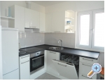 Apartmaji Elez - Rogoznica Hrvaka