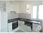 Apartmaji Elez - Rogoznica Hrvaka