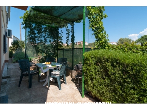 Appartements ELLE - Rogoznica Croatie