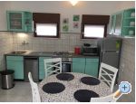 Apartmaji Ivka - Rogoznica Hrvaka