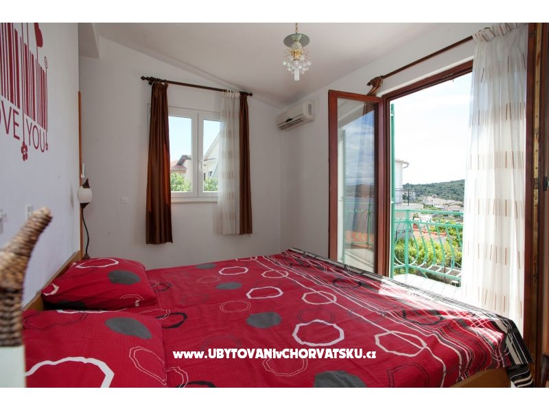 Vila Ljubo – Ferienwohnung Rogoznica, Kroatien – Foto 14