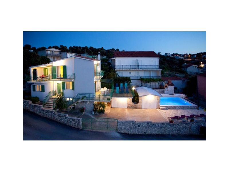 Vila Ljubo – Ferienwohnung Rogoznica, Kroatien – Foto 4