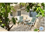 Apartmaji Kiwi - Rogoznica Hrvaka