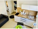 Apartmaji Kiwi - Rogoznica Hrvaka