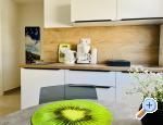 Apartmaji Kiwi - Rogoznica Hrvaka