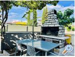 Apartmaji Kiwi - Rogoznica Hrvaka