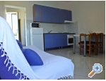 Apartmaji Sandra - Rogoznica Hrvaka