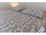 Captains Haus 2 - Rogoznica Kroatien