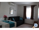 Doogaloo Apartmaji - Rogoznica Hrvaka