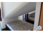 Doogaloo Apartmaji - Rogoznica Hrvaka