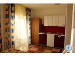 Doogaloo Apartmaji - Rogoznica Hrvaka
