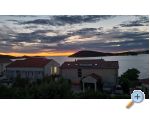 Holiday Apartmaji Lucic - Rogoznica Hrvaka