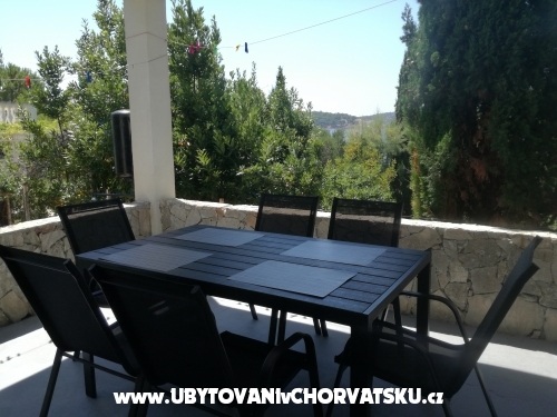 Maison sur la plage - Rogoznica Croatie