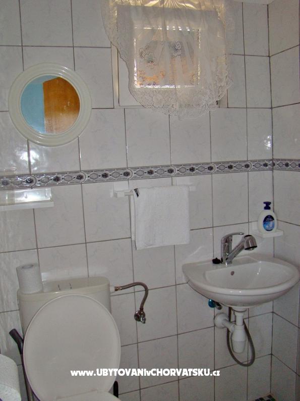 Dům Two Cypresses – ubytování Rogoznica, Chorvatsko – foto 8