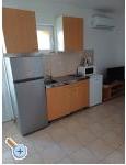 Apartments Iva - Rogoznica Croatia