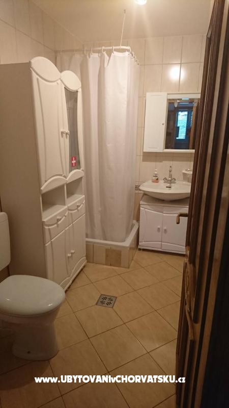 Kuća Lucija – Ferienwohnung Rogoznica, Kroatien – Foto 4