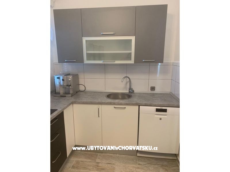 Kuća Lucija – Ferienwohnung Rogoznica, Kroatien – Foto 5