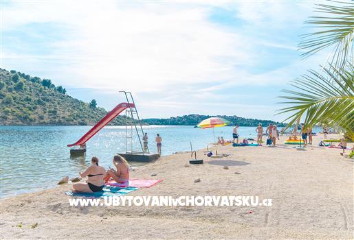 Kuća Lucija – Ferienwohnung Rogoznica, Kroatien – Foto 8