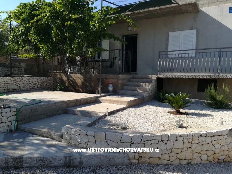 Kuća Roko – Ferienwohnung Rogoznica, Kroatien – Foto 2