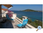 Mezaroca Apartmaji - Rogoznica Hrvaka