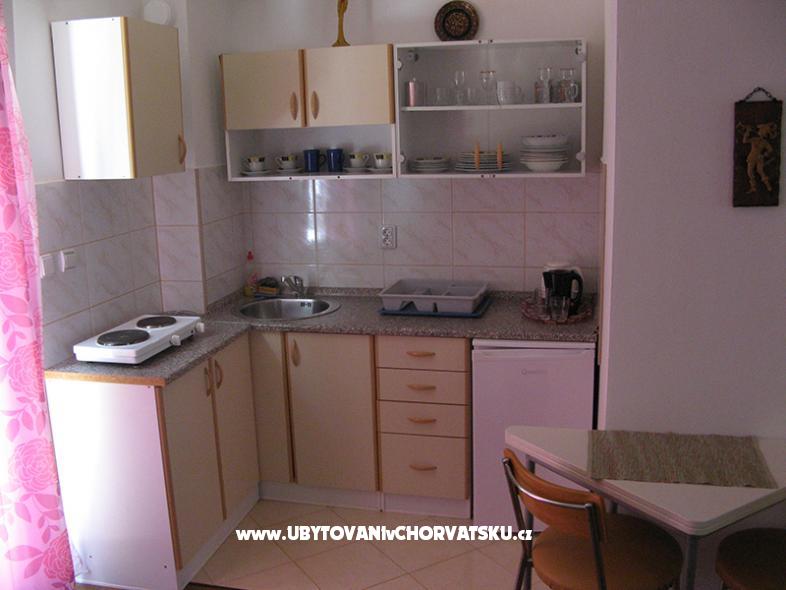 Rukavina apartmani – Ferienwohnung Rogoznica, Kroatien – Foto 2