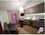 Apartmaji Triton - Rogoznica Hrvaka