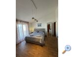Apartmaji Triton - Rogoznica Hrvaka