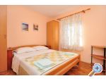 Apartmaji Villa Karlo - Rogoznica Hrvaka