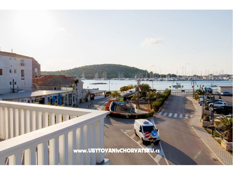 Villa Olivera – Ferienwohnung Rogoznica, Kroatien – Foto 5