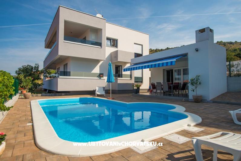 Villa Brusnjak Zatoglav Rogoznica  – Ferienwohnung Rogoznica, Kroatien – Foto 1