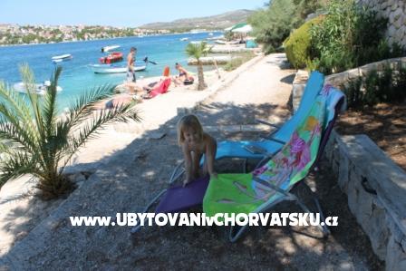 Villa Vrkic – Ferienwohnung Rogoznica, Kroatien – Foto 12