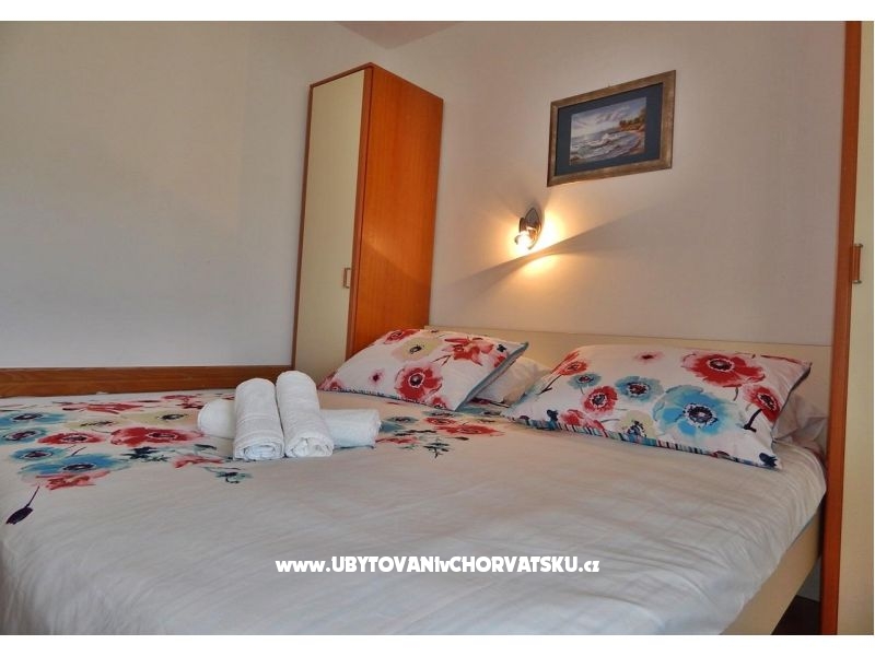 Villa Vuckovic – Ferienwohnung Rogoznica, Kroatien – Foto 2