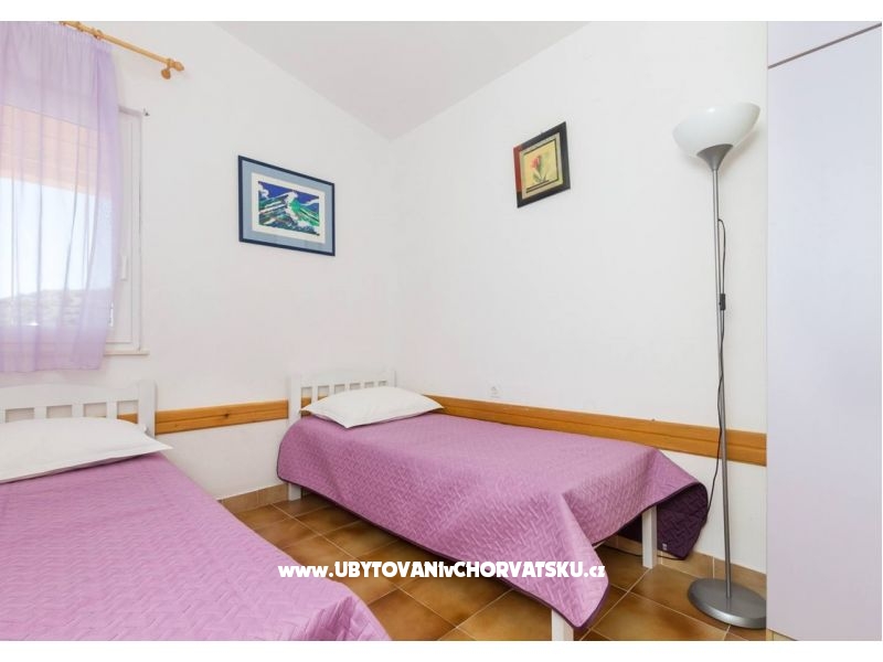 Villa Vuckovic – Ferienwohnung Rogoznica, Kroatien – Foto 5