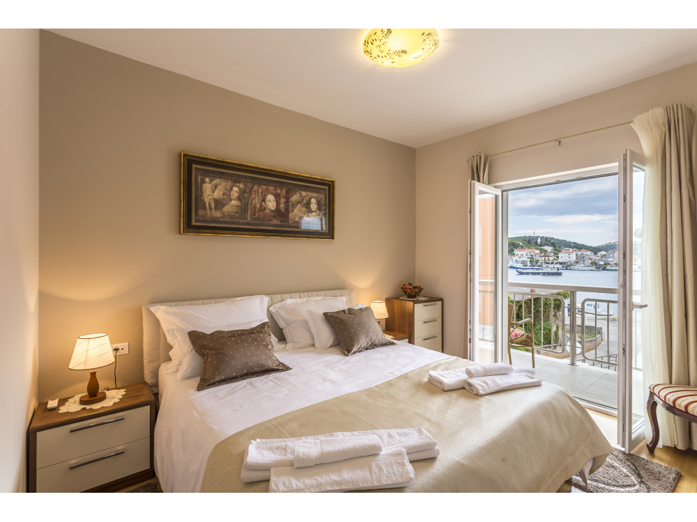 Flores Luxury Suites - Rogoznica Horvtorszg