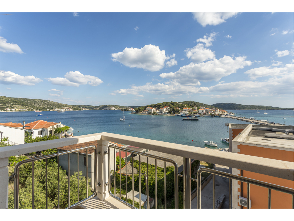 Flores Luxury Suites - Rogoznica Horvtorszg