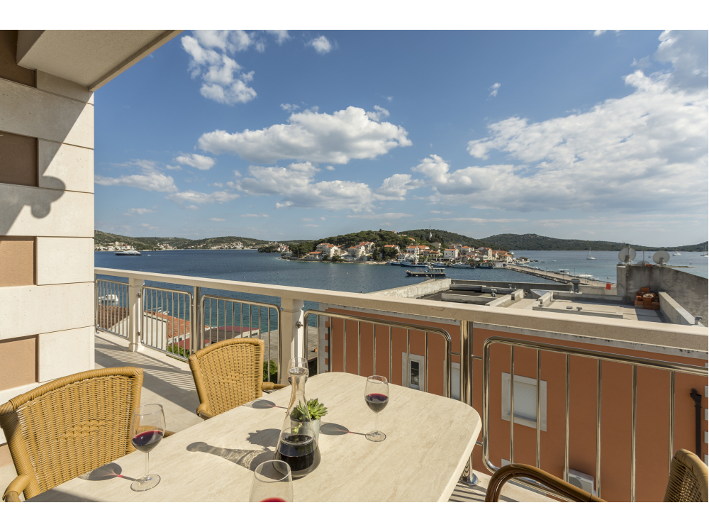 Flores Luxury Suites - Rogoznica Horvtorszg