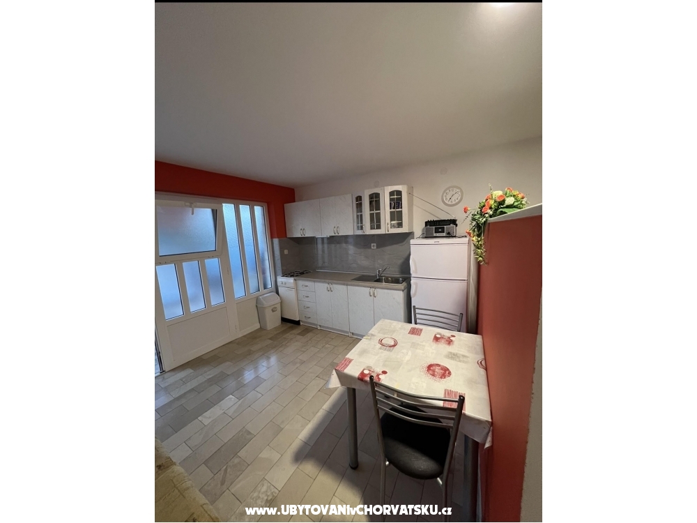 Appartements Ena i Lora - ibenik Croatie