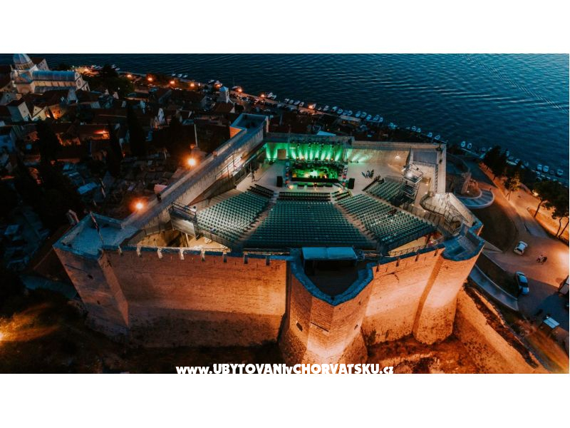 Appartement by the sea with a seaview – Ferienwohnung Sibenik, Kroatien – Foto 34