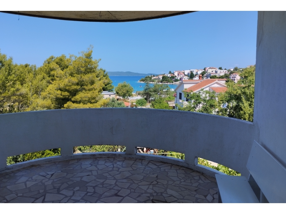 Appartement by the sea with a seaview - ibenik Croatie