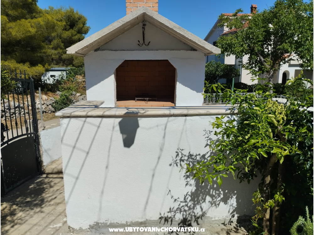 Appartamento by the sea with a seaview - �ibenik Croazia