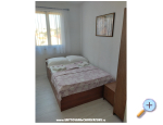 Appartement by the sea with a seaview - ibenik Kroatien