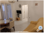 Appartement by the sea with a seaview - ibenik Kroatien