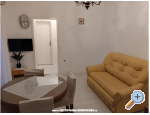 Appartement by the sea with a seaview - ibenik Kroatien