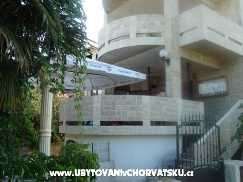 Appartement by the sea with a seaview - ibenik Croatie