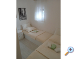 Appartement by the sea with a seaview - ibenik Kroatien