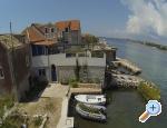 Old Dom Apartmny