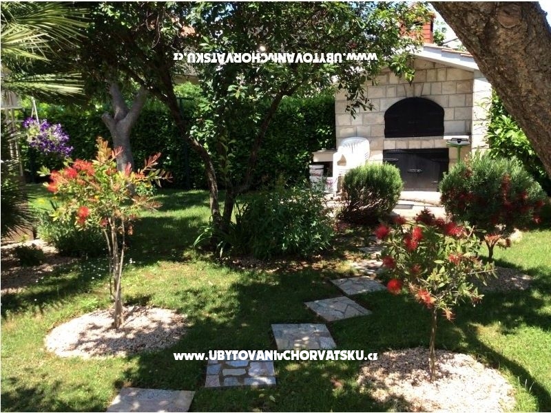 Villa Cilic  – Ferienwohnung Sibenik, Kroatien – Foto 3